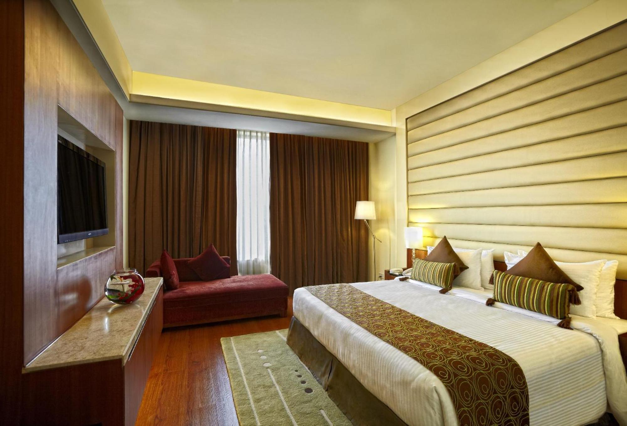 Radisson Blu Hotel Rudrapur Экстерьер фото