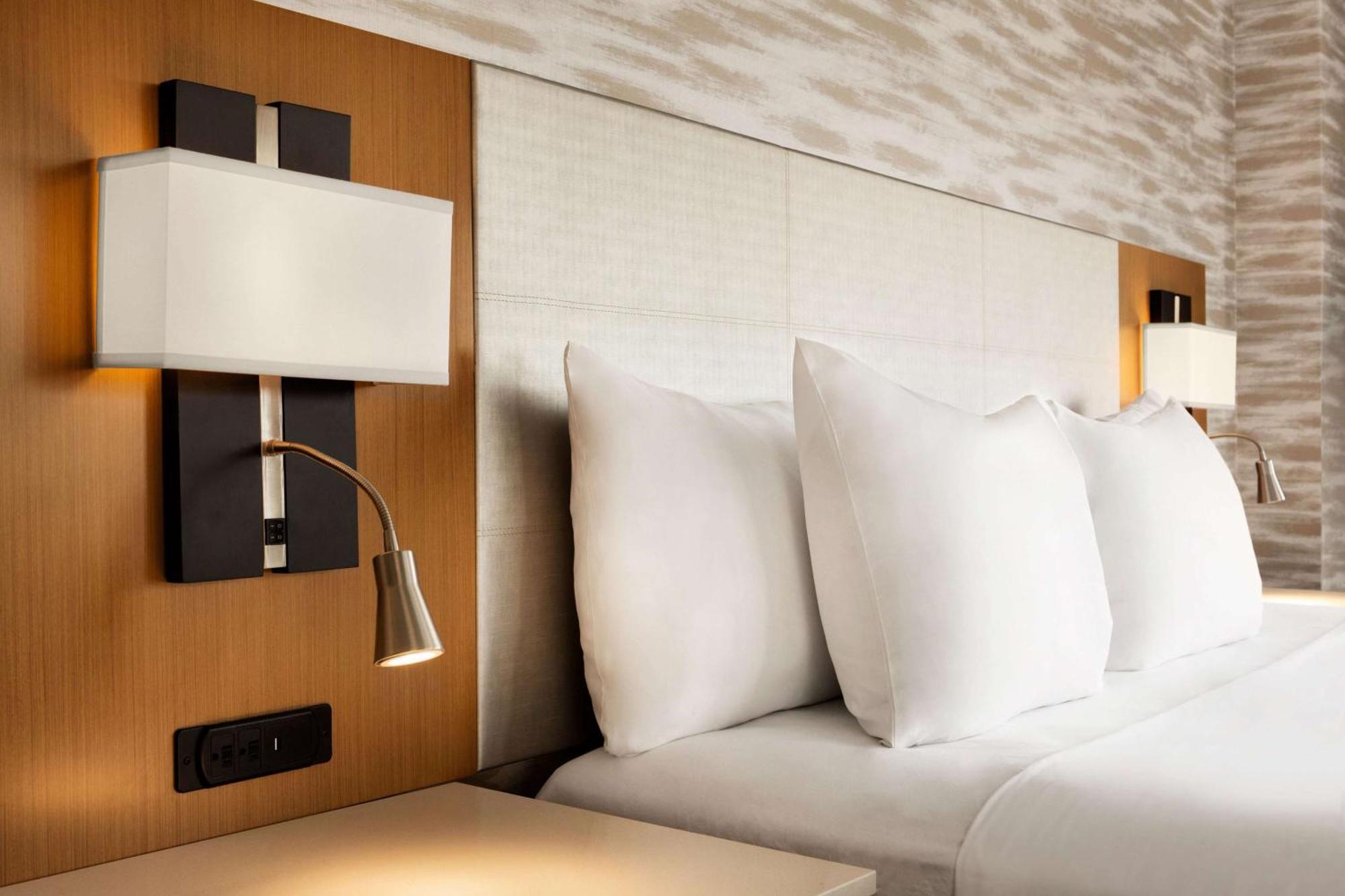 Radisson Blu Hotel Rudrapur Экстерьер фото
