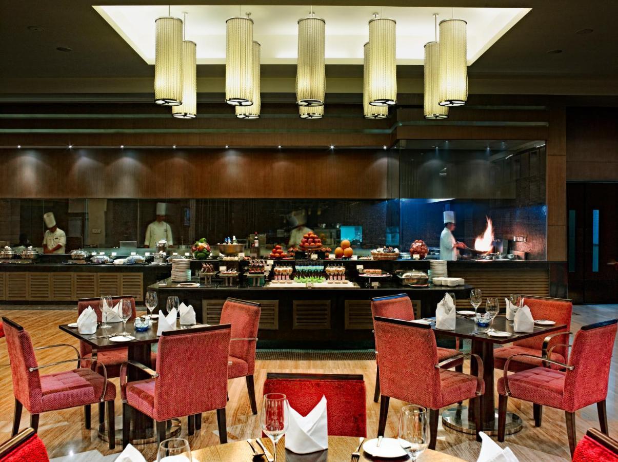 Radisson Blu Hotel Rudrapur Экстерьер фото